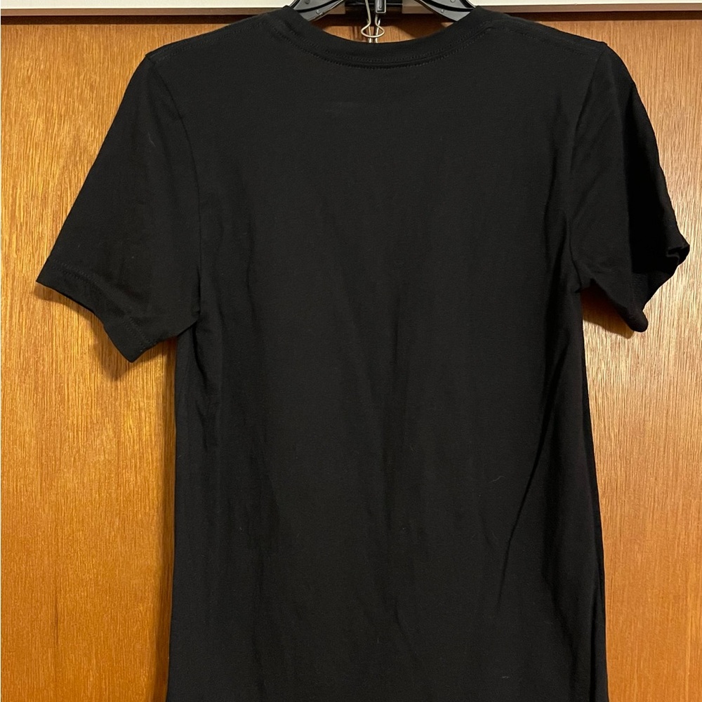 WWE Black and White Suplex City Graphic Tee - Size Small - Picture 4 of 4